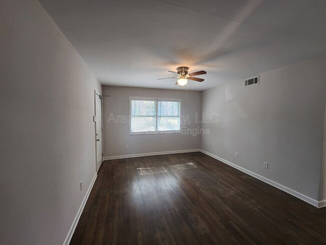 Photo - 1651 Line Cir Apartment