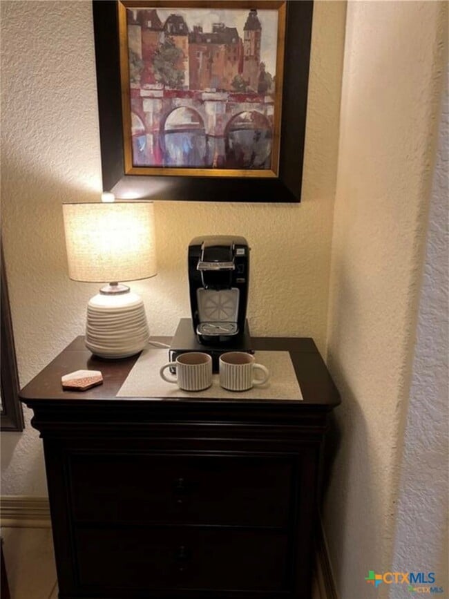 Building Photo - 1223 Gruene Vintage