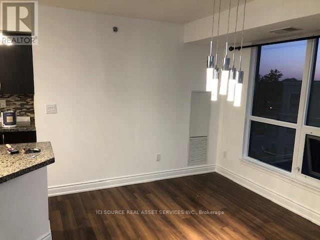 Building Photo - 760 Sheppard Ave W