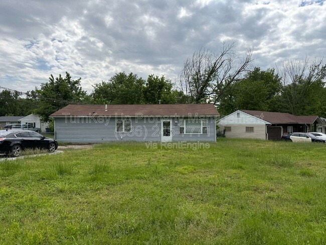Photo - 1202 Laredo Ave House