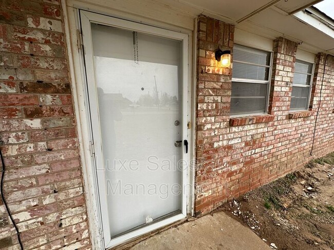 Building Photo - 14843 Tye Brumley St