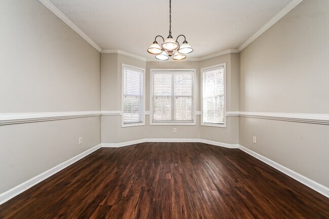 Foto del edificio - 315 Hunters Chase