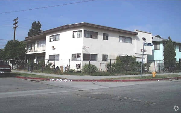 Foto del edificio - 5905 Whitnall Hwy