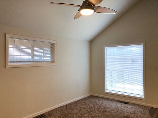 Foto del edificio - 105 Lazy Ike Ln