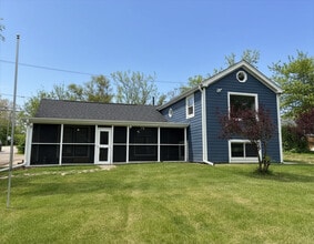 Building Photo - 8365 W Lincoln Hwy