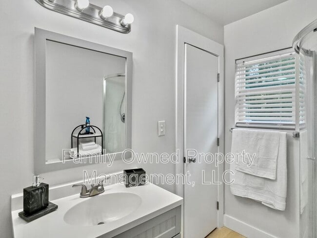 Foto del edificio - 110 Shady Ln