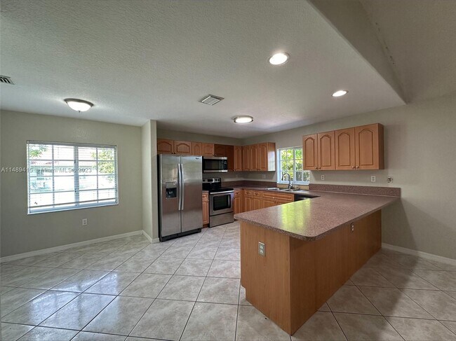 Foto del edificio - 28305 SW 173rd Ct