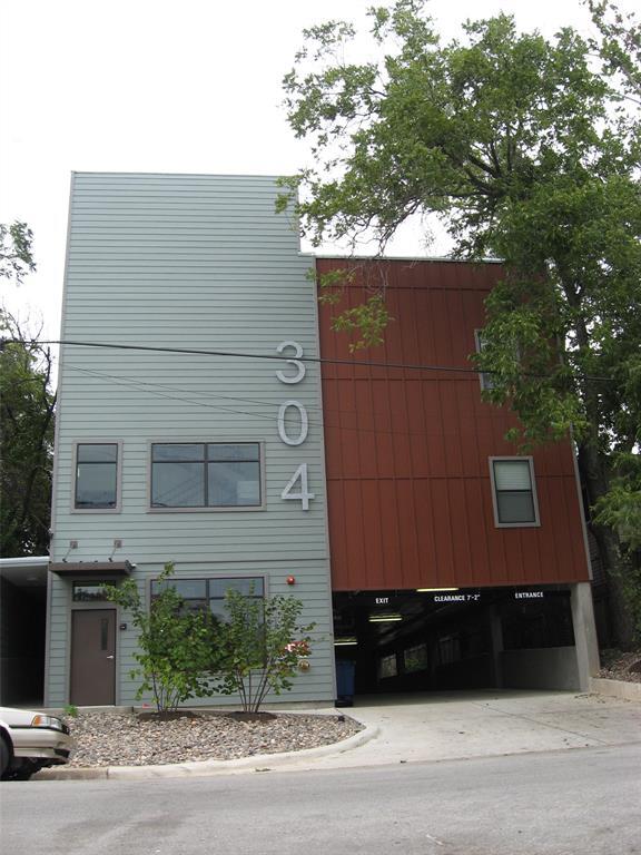 Building Photo - 304 E 30th St