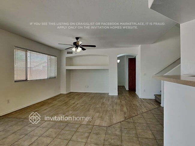 Building Photo - 13842 W Keim Dr