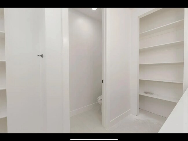 Foto del edificio - 299 S 1930 W