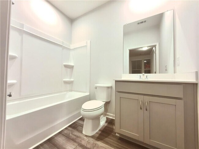 Foto del edificio - 2400 Whistler Wy