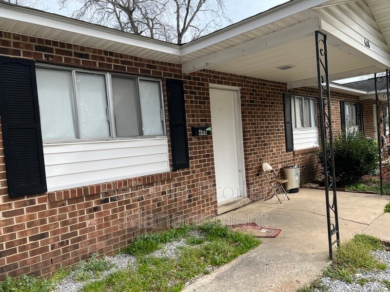 608 Winston Cir, Selma, NC 27576 Condo for Rent in Selma, NC