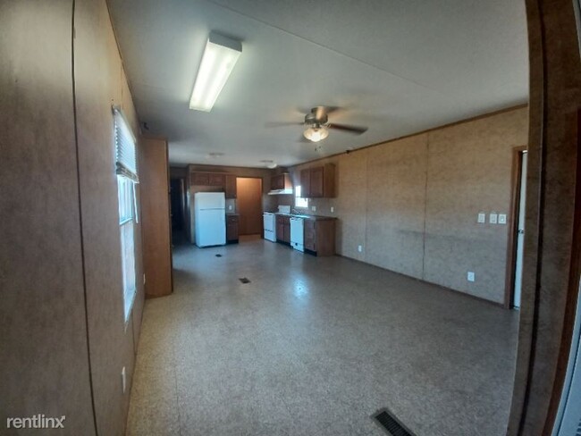 Building Photo - 3 br, 3 bath Mobile Home - 5609 Red Hawk Cir