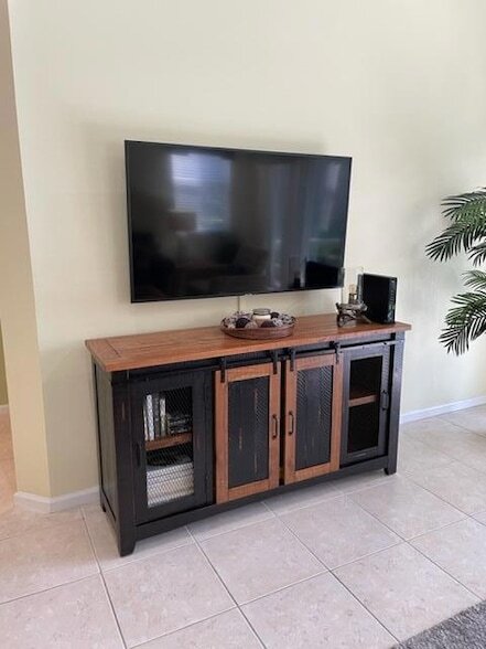 Foto del edificio - 9333 World Cup Way