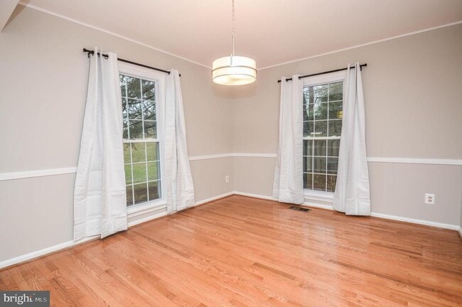 Foto del edificio - 9209 Frostburg Way