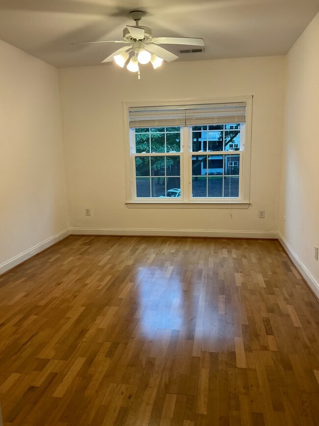 Guest Bedroom / Office - Retreat at Riverland