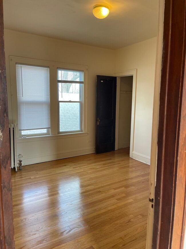 Photo - 10226 S Charles St Apartments