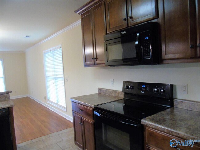 Foto del edificio - 5157 Maysville Rd