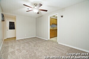 Foto del edificio - 7019 Greenberry Dr