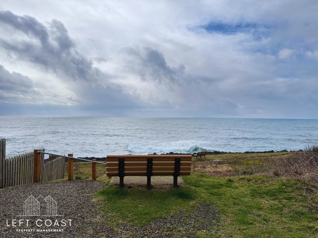 Foto del edificio - 480 Alsea Ave