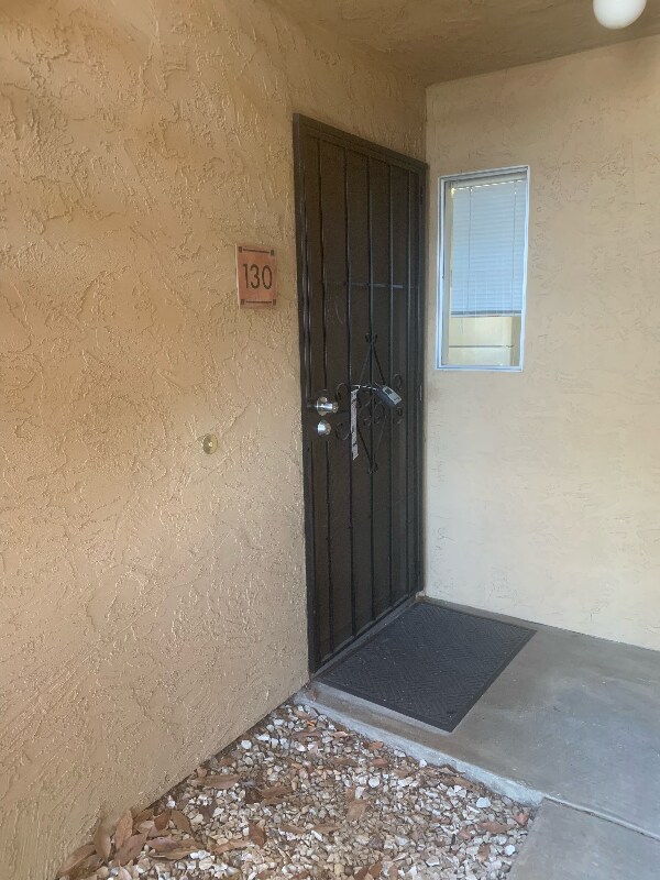 Foto del edificio - 212 Woodland Pkwy