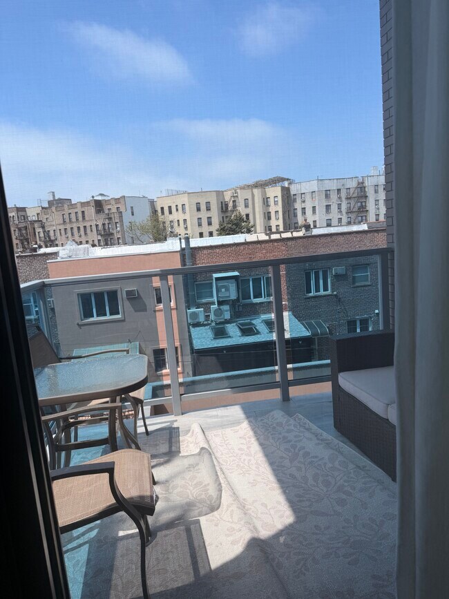 Foto del edificio - 104 W End Ave