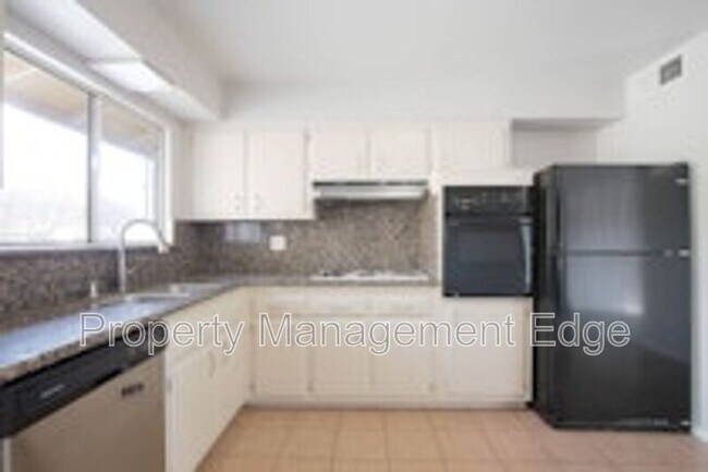 Foto del edificio - 26160 Falsterbor Dr