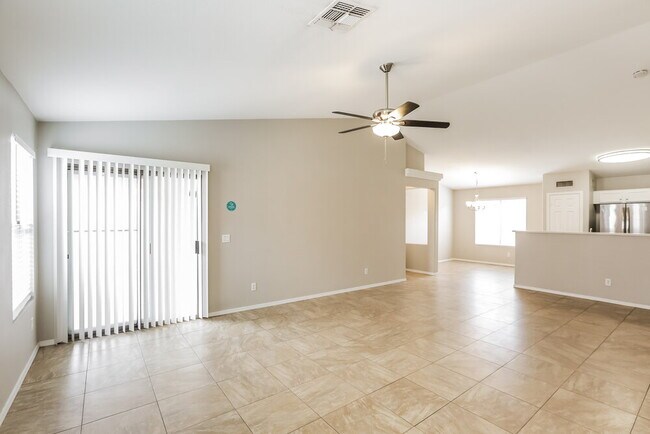 Building Photo - 12814 W Crocus Dr
