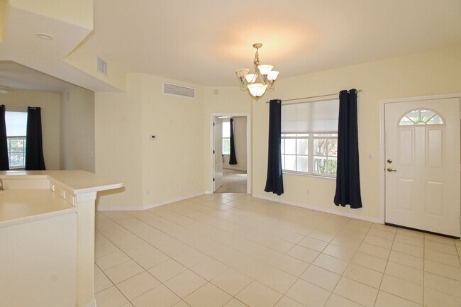 Foto del edificio - L'Pavia Condo for Annual Rent