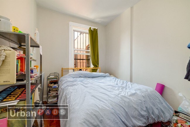 Foto del edificio - 764 Franklin Ave