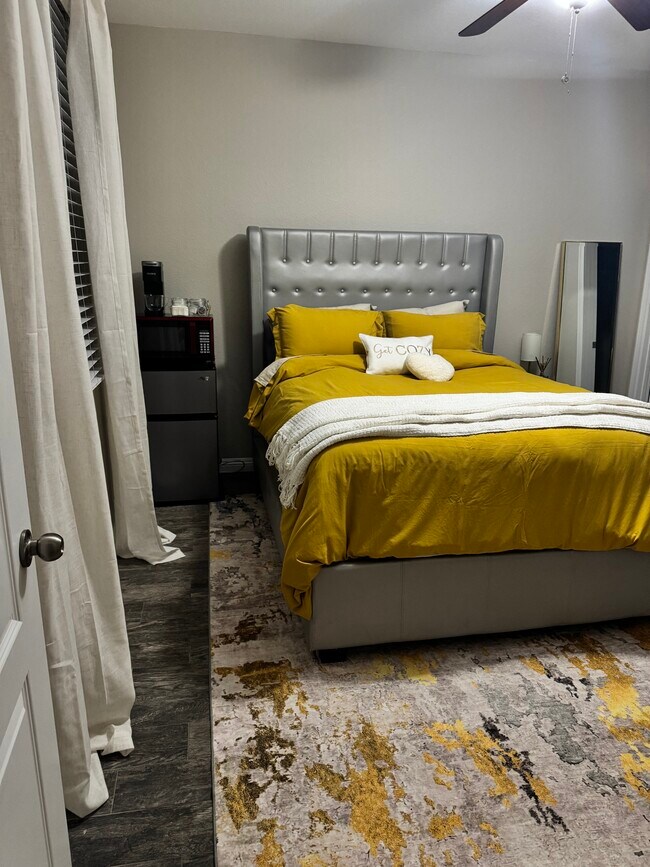 Foto del edificio - 9049 Boston Springs Ave