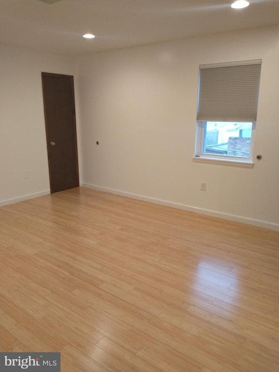 Foto del edificio - 1529 W Porter St
