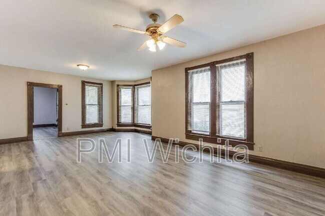 Foto del edificio - 514 S Fern St