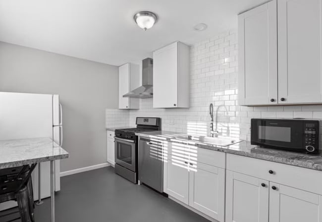 12th Street Townhomes - 12th Street Townhomes