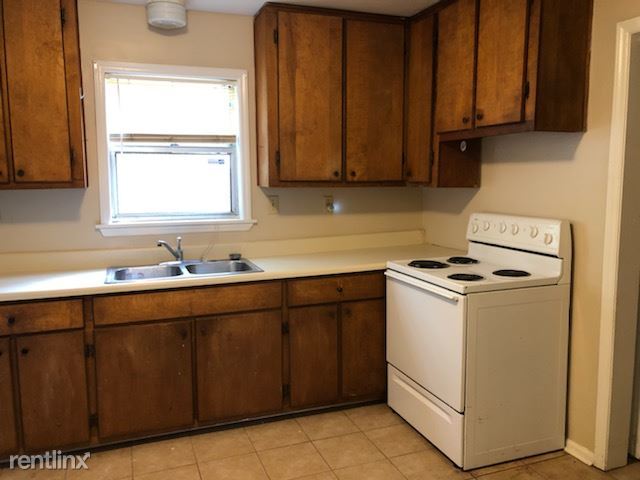 Foto del edificio - 3 br, 1.5 bath  - 1200 Glenwood Ave A