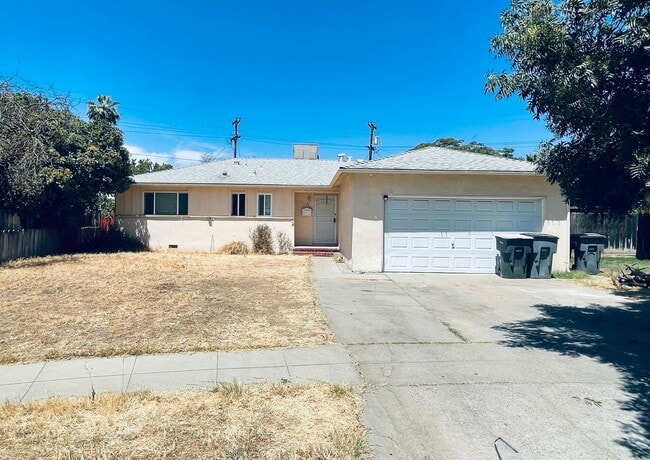 Foto del edificio - Thesta Treasure: Your Fresno Dream Home Aw...