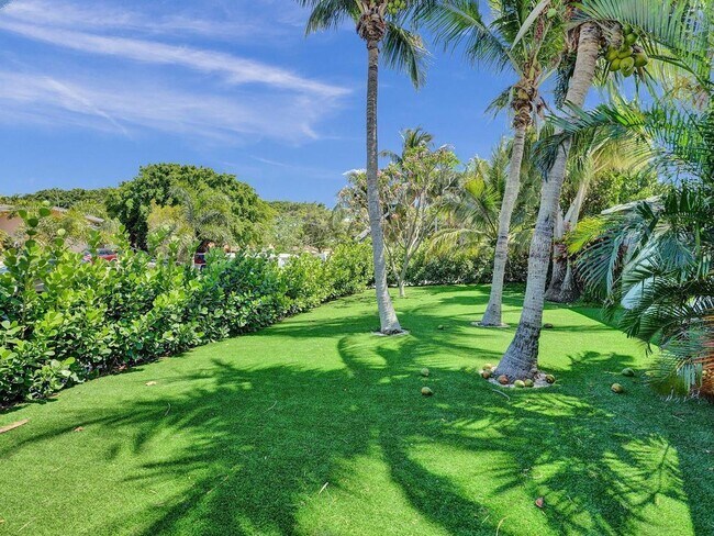 Foto del edificio - 2099 NE 4th Ct