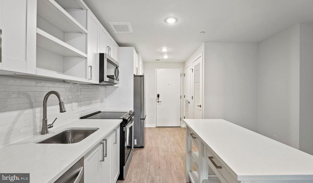 Primary Photo - 3990 Upton St NW