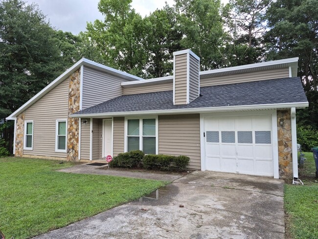 Building Photo - 7043 Hania Dr