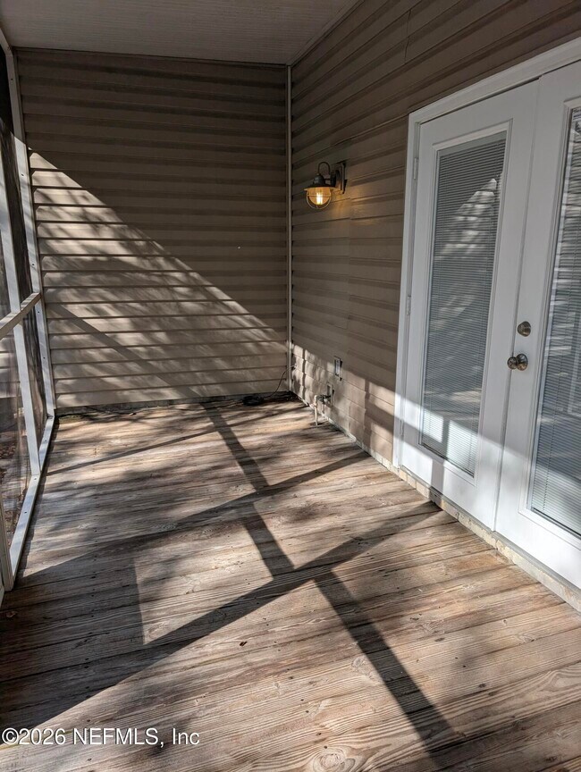 Building Photo - 8529 Sturbridge Cir W