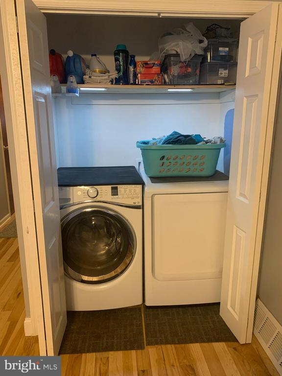 Foto del edificio - 9860 Garvey Dr