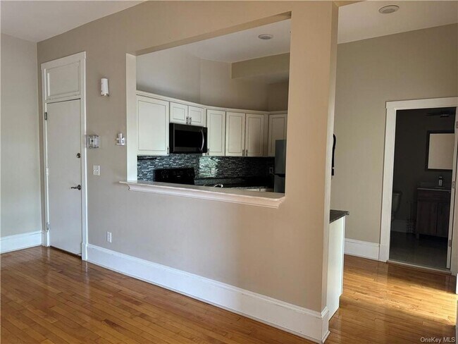Foto del edificio - 1001 Park Street Unit 202