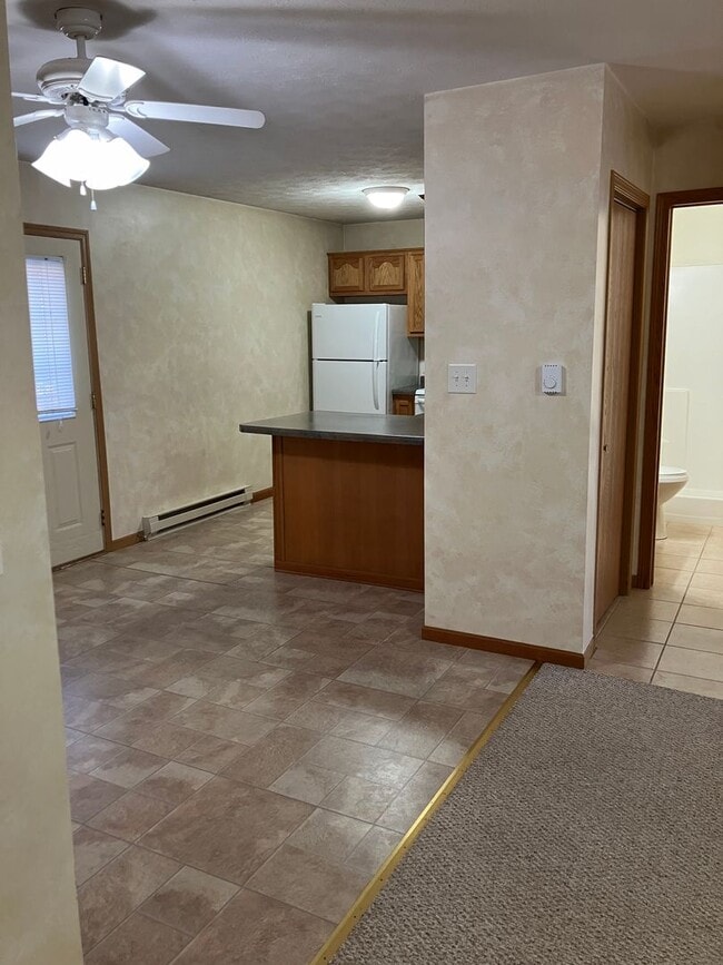 Building Photo - Spacious & Well-Maintained 1-Bedroom Apartment in New Bremen!