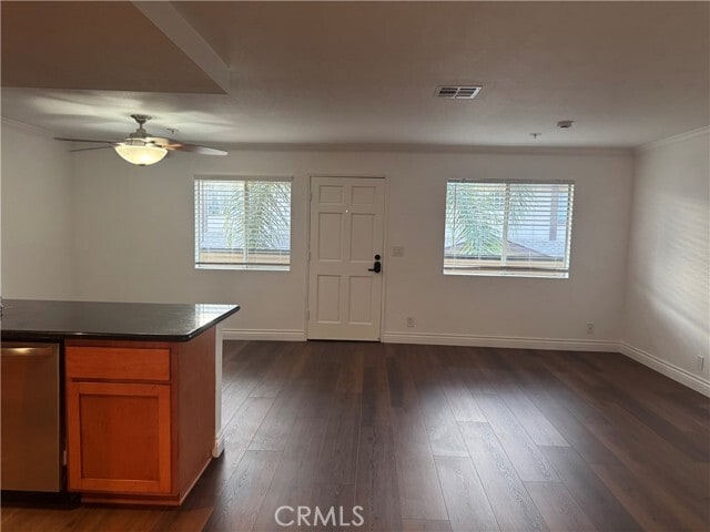 Foto del edificio - 301 W Mountain View Ave