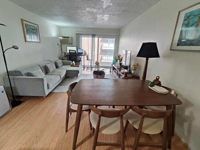 Foto del edificio - 180 Mountain Ave