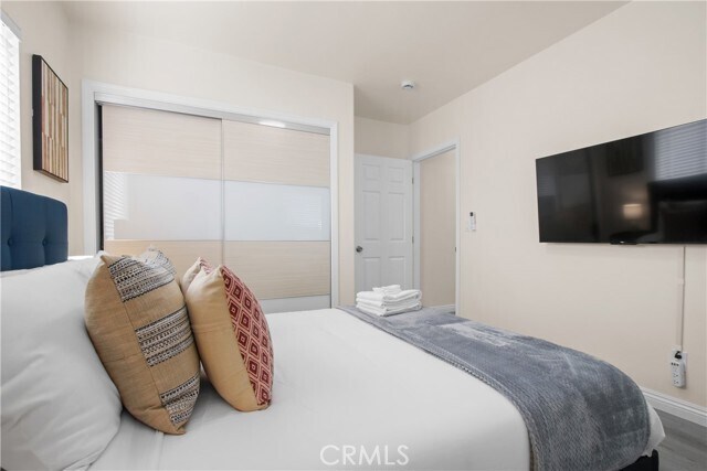 Foto del edificio - 3726 Ellis Ln