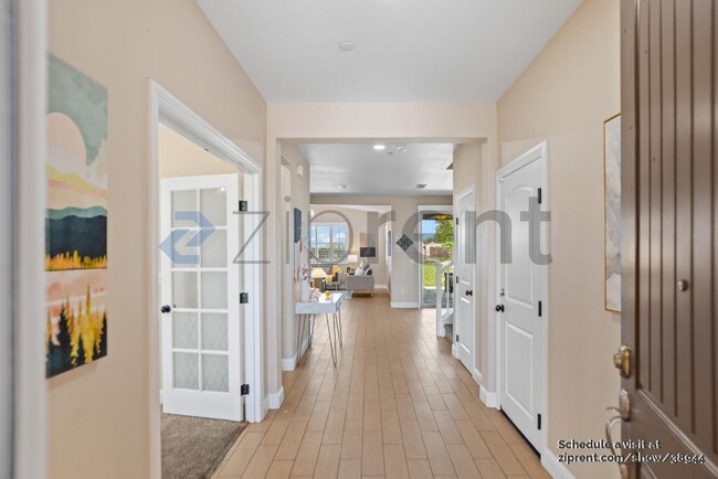Building Photo - 3967 Aplicella Ct