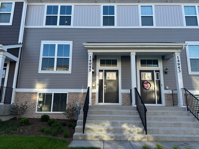 Foto del edificio - 14945 S McCarthy Cir