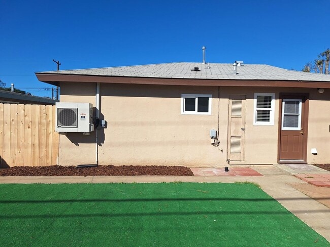 Building Photo - 4855 Coconino Way