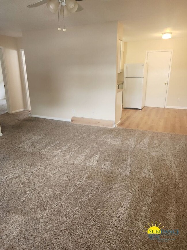 Building Photo - Great 2 Bedroom Duplex in Fort Walton Beach!